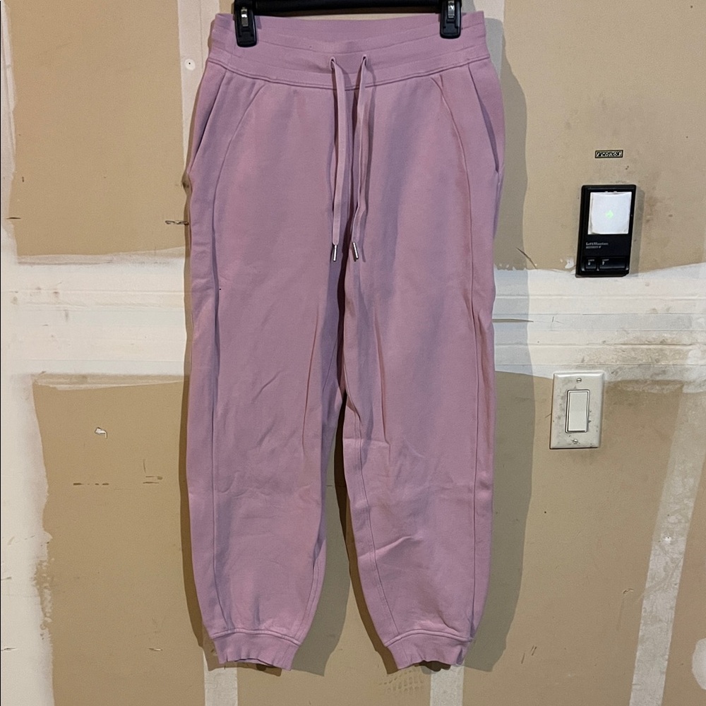 Lululemon Relaxed Fit Scuba Jogger